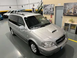 Gris / plata Usado 2005 Kia Carnival LX Monovolumen | 3300 € (Precio justo)