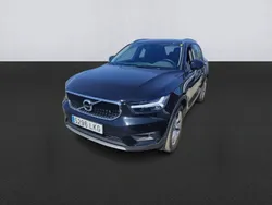 Negro Usado 2020 Volvo XC40 Momentum SUV | 28.500 € (Precio justo)