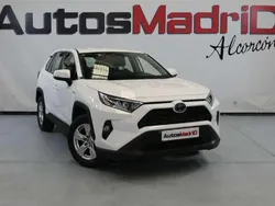 Blanco Usado 2020 Toyota RAV4 Hybrid Business Edition SUV | 31.490 € (Precio justo)