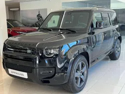 Negro Usado 2024 Land Rover Defender SE Dynamic SUV | 95.000 €