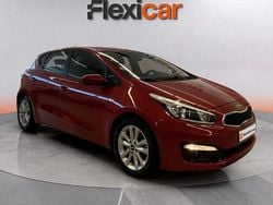 Granate Usado 2017 Kia Ceed GT Berlina | 8990 € (Buen precio)