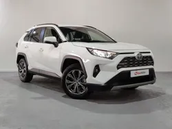 Blanco Usado 2024 Toyota RAV4 Hybrid Advance SUV | 42.890 € (Precio justo)