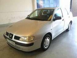 Blanco Usado 2002 Seat Cordoba Stella Utilitario | 1830 € (Buen precio)