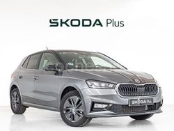 Gris Usado 2024 Skoda Fabia Utilitario | 19.900 € (Un poco caro)