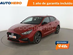 Rojo Usado 2023 Hyundai i30 N Line Berlina | 19.199 € (Precio justo)