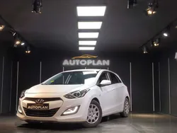 Blanco Usado 2013 Hyundai i30 Base Utilitario | 6990 € (Precio justo)