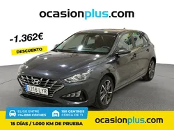 Gris Usado 2022 Hyundai i30 Berlina | 14.590 € (Precio justo)
