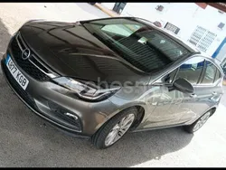 Verde Usado 2017 Opel Astra Excellence Berlina | 10.500 € (Precio justo)