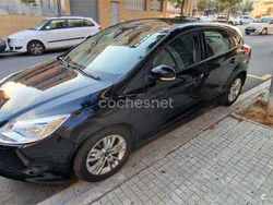 Negro Usado 2013 Ford Focus Trend Berlina | 5200 € (Precio justo)