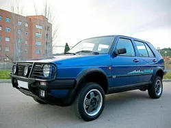 VW Golf Country