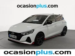 Blanco Usado 2024 Hyundai i20 Utilitario | 29.873 € (Un poco caro)