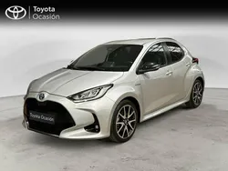 Gris / plata Usado 2021 Toyota Yaris Hybrid Style Berlina | 19.750 € (Precio justo)