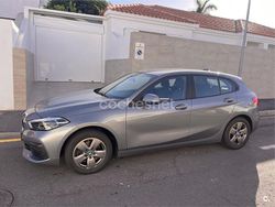 Gris / plata Usado 2023 BMW 118 Utilitario | 24.500 € (Precio justo)
