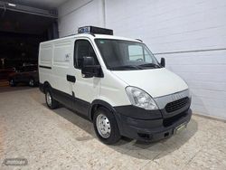 Blanco Usado 2015 Iveco Daily Van | 7500 €