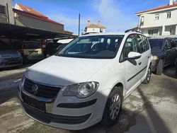 Blanco Usado 2009 VW Touran Advance Monovolumen | 7000 € (Precio justo)