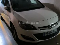 Blanco Usado 2015 Opel Astra Selective Berlina | 10.500 € (Precio justo)