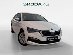 Blanco Usado 2024 Skoda Scala Utilitario | 18.990 € (Un poco caro)