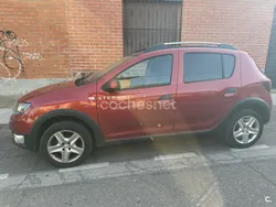 Rojo Usado 2014 Dacia Sandero Stepway Utilitario | 6700 € (Buen precio)