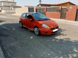 Naranja Usado 2007 Fiat Grande Punto Sport Utilitario | 2000 € (Buen precio)