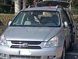 Gris / plata Usado 2007 Kia Carnival EX Monovolumen | 6500 € (Caro)