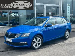 Azul Usado 2020 Skoda Octavia Ambition Familiar | 11.990 € (Precio justo)