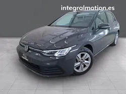 Gris Usado 2024 VW Golf VIII Life Berlina | 26.300 € (Precio justo)