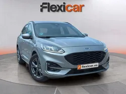 Gris Usado 2022 Ford Kuga ST-Line SUV | 16.390 € (Buen precio)