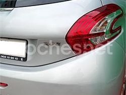 Gris / plata Usado 2014 Peugeot 208 Active Utilitario | 3000 € (Buen precio)