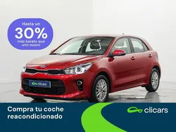 Rojo Usado 2020 Kia Rio Berlina | 13.290 € (Buen precio)