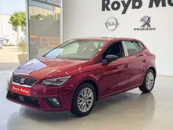 Rojo Nuevo 2025 Seat Ibiza FR Berlina | 20.490 € (Un poco caro)