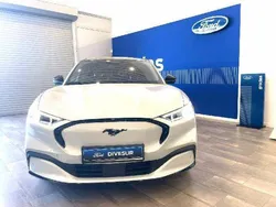 Blanco Usado 2023 Ford Y | 58.700 €