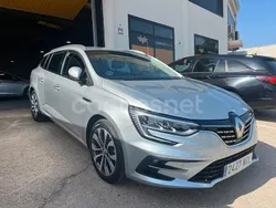 Gris / plata Usado 2023 Renault Mégane GrandTour Techno Familiar | 16.990 € (Buen precio)