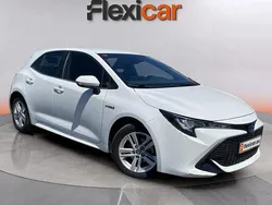 Blanco Usado 2021 Toyota Corolla Business Edition Berlina | 15.790 € (Super precio)