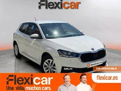 Blanco Usado 2021 Skoda Fabia Ambition Berlina | 11.190 € (Precio justo)