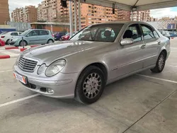 Gris Usado 2004 Mercedes E320 Berlina | 4995 € (Buen precio)
