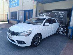 Blanco Usado 2011 Kia ProCeed Utilitario | 5500 € (Buen precio)