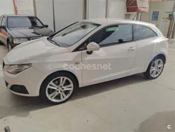 Blanco Usado 2010 Seat Ibiza SC Sport Utilitario | 5000 € (Precio justo)
