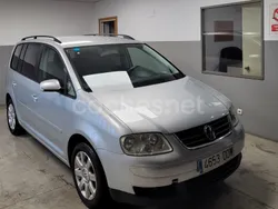 Gris / plata Usado 2005 VW Touran Edition Monovolumen | 5900 € (Un poco caro)