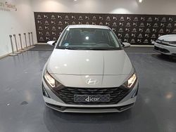 Gris Usado 2024 Hyundai i20 Utilitario | 15.900 € (Precio justo)