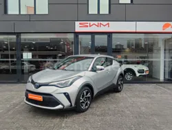 Gris / plata Usado 2022 Toyota C-HR Advance SUV | 22.900 € (Precio justo)