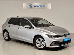 Gris / plata Usado 2020 VW Golf VIII Life Berlina | 25.200 € (Precio justo)