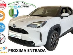 Blanco Usado 2021 Toyota Yaris Hybrid Connect Style SUV | 21.049 € (Caro)
