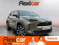 Beige Usado 2023 Toyota Yaris Cross Active SUV | 25.490 € (Precio justo)
