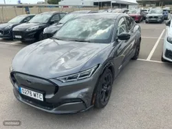 Gris / plateado Usado 2024 Ford Mustang Mach-E Premium SUV | 39.650 € (Super precio)