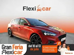 Rojo Usado 2021 Ford Focus ST-Line X Berlina | 15.690 € (Super precio)