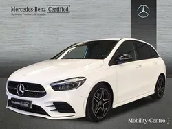Blanco polar pintura unicolor Usado 2023 Mercedes B200 AMG line Monovolumen | 30.900 € (Buen precio)
