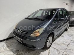 Gris / plata Usado 2009 Citroën Xsara Picasso Exclusive Monovolumen | 3890 € (Precio justo)