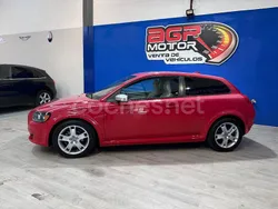 Rojo Usado 2008 Volvo C30 Kinetic Utilitario | 4999 € (Precio justo)