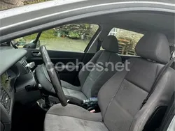 Gris / plata Usado 2002 Peugeot 307 Berlina | 2000 € (Precio justo)
