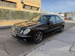 Verde Usado 2003 Mercedes E500 Elegance Berlina | 7999 €